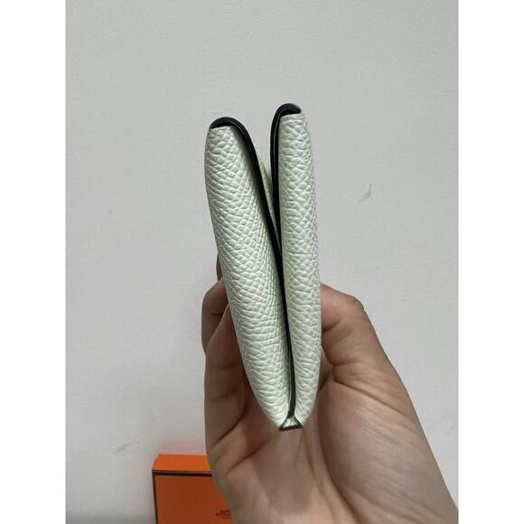 Hermès Epsom Calvi Duo Card Case Vert Fizz - Good Condition - Picture 6 of 8